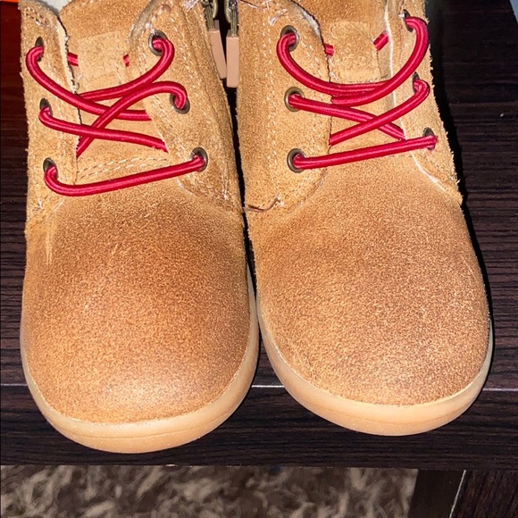 Toddler Uggs - Picture 2 of 3